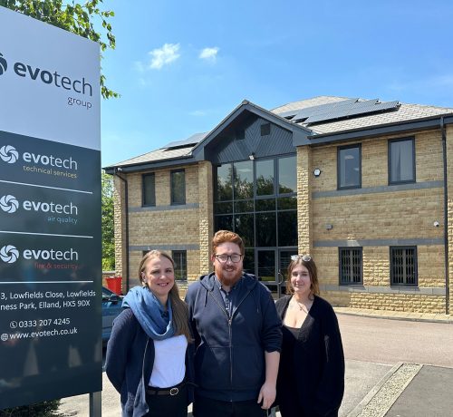 EVOTECH HQ – IVY DOMINIC SHANNAN – LANDSCAPE EVOTECH HQ - IVY DOMINIC SHANNAN - LANDSCAPE